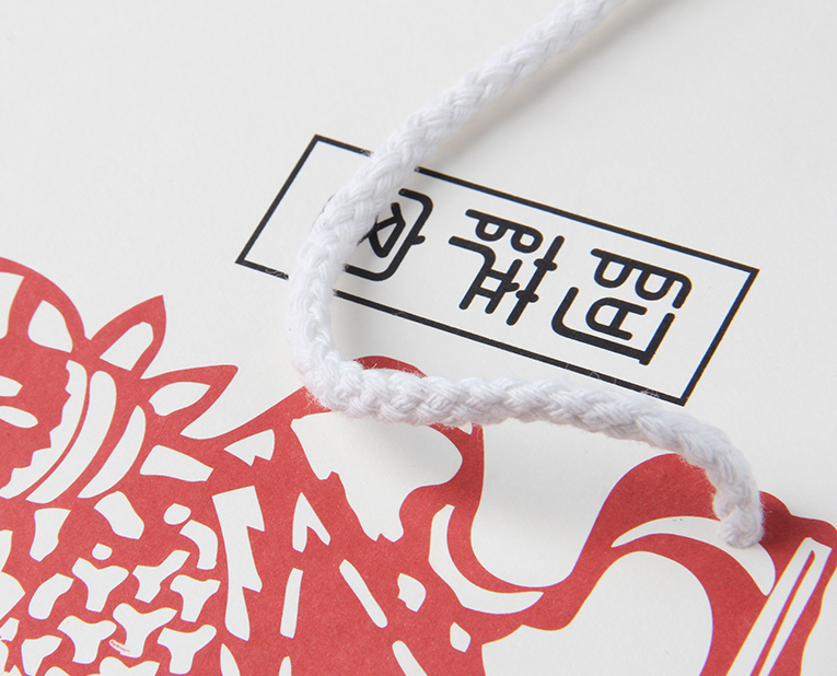 保健品的包裝袋工廠能不能解決金銀油墨脫落？別搞笑啦